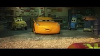 Lightning McQueen and cars in garage — Cars 3